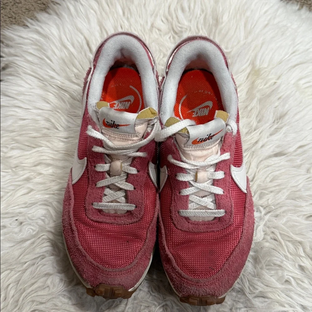 Nike Waffle Debut Vintage Womens 7 
Adobe Sail‎ Coconut Milk Gum Running
Shoes - Picture 8 of 9